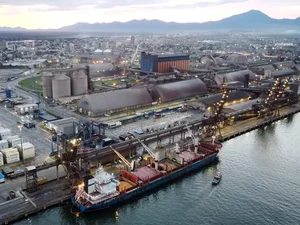 Economia brasileira cresce 2,3% em 2025, revela IBGE