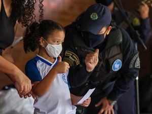 ‘Domingo com a Guarda’ anima final de semana de crianças carentes de Maceió