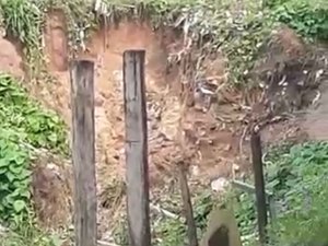 Moradores denunciam condições precárias em travessa de Porto Calvo