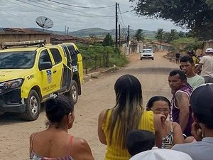 Homem morre após subir em poste e sofrer descarga elétrica