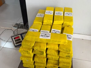 Operação apreende 60 quilos de drogas e mil cigarros eletrônicos em Arapiraca