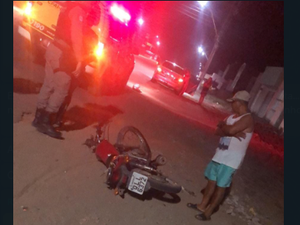 Acidente entre caminhonete e moto deixa uma pessoa morta em Arapiraca