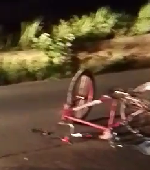 Três ciclistas são atropelados em Rio Largo; um morreu