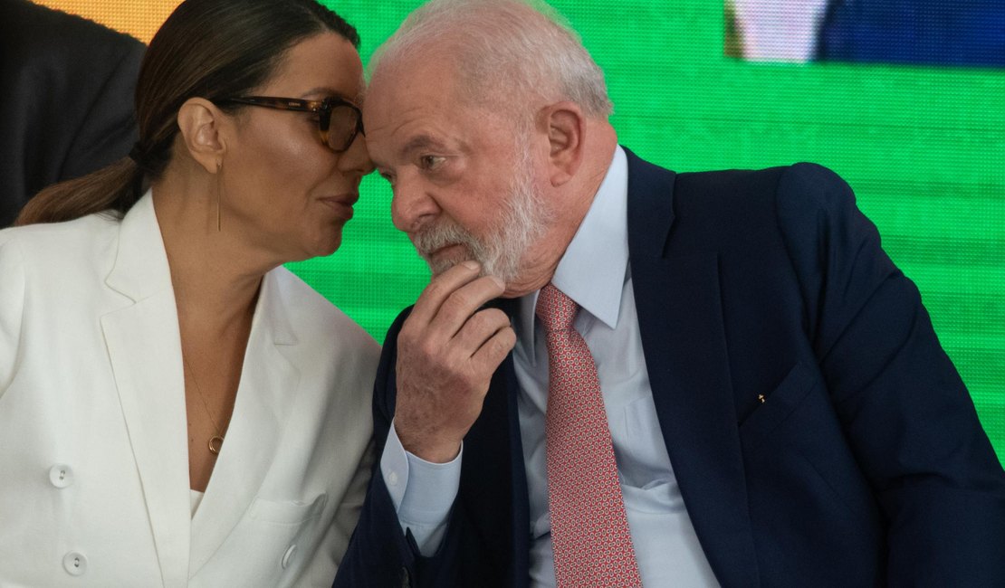 Lula lamenta morte de Mãe Carmen de Oxaguian