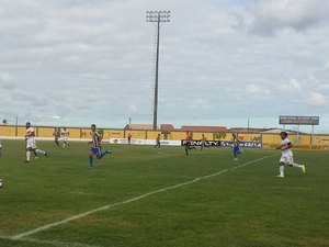 Clube sergipano é goleado por 7 a 1 e acusado de escalar 12 jogadores irregulares