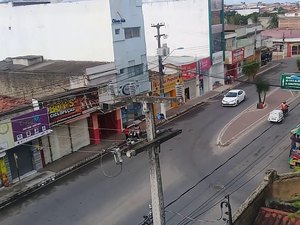 Motocicleta é furtada em frente a supermercado de Arapiraca 