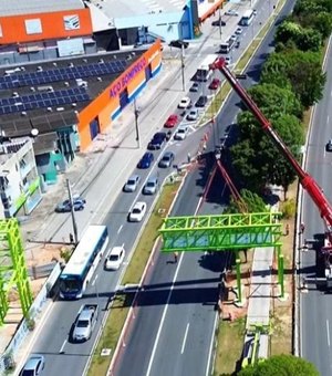 Durval de Góes Monteiro terá trecho interditado para instalação de parte da passarela do Canaã