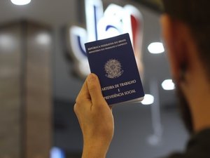 Carteira de Trabalho passa a ser emitida no Já! Maceió Shopping 