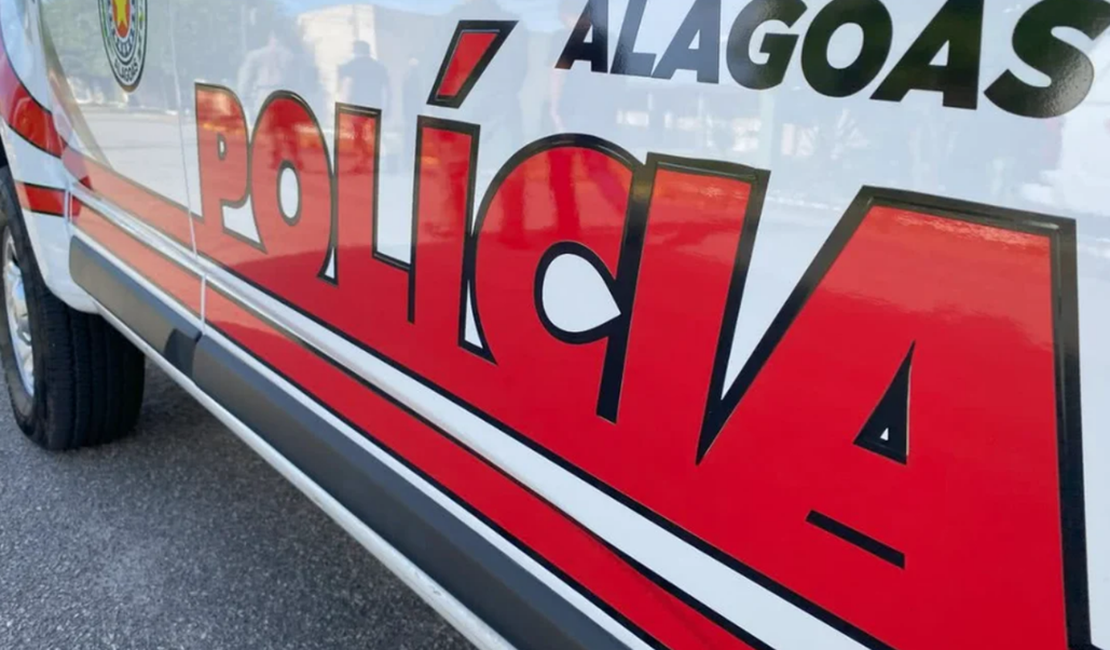 Mulher é morta a tiros dentro de casa durante tentativa de assalto em Maceió