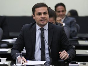Sancionada lei de Alexandre Ayres que cria Política Pública da Saúde Bucal na Primeira Infância em AL