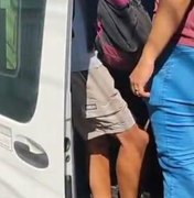 DMTT aborda van superlotada e com tacógrafo vencido, em Maceió