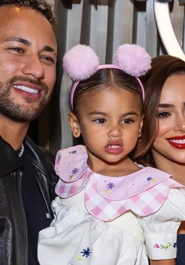 Bruna Biancardi toma decisão sobre exposição das filhas com Neymar