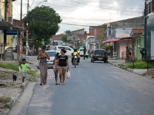 Prefeitura de Maceió pavimenta mais de 930 toneladas de asfalto na parte alta da capital