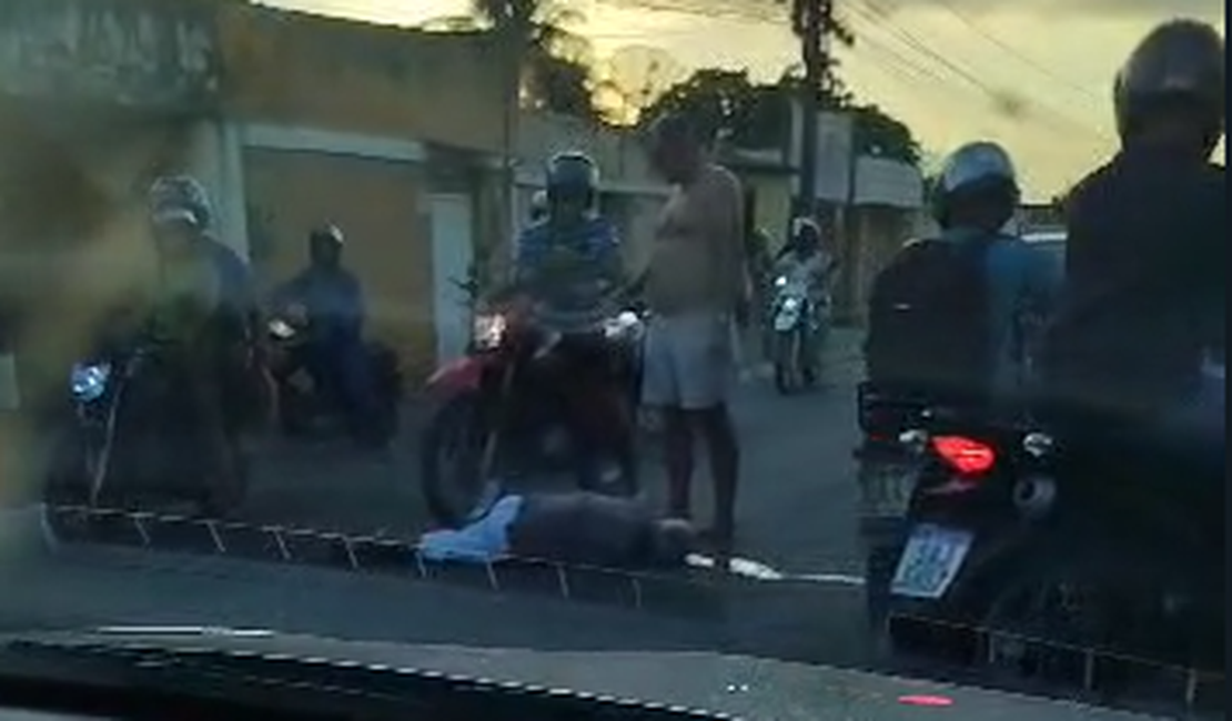 Idoso é atropelado por motocicleta e fica ferido no bairro Boa Vista, em Arapiraca