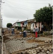 Casal substitui 156 ramais residenciais em Paulo Jacinto