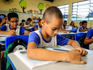 Período de transferência interna para alunos da rede municipal começa no dia 4
