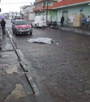 Homem é assassinado em rua de prostituição em  Arapiraca