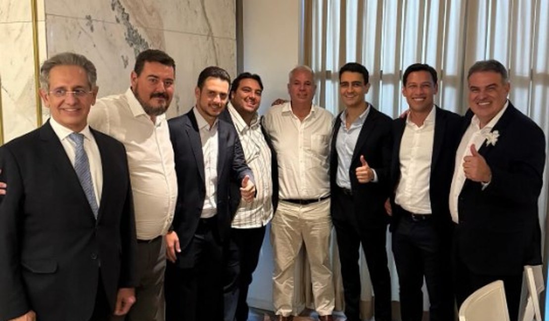 Casamento de vereador torna-se ‘palanque’ e reúne possíveis aliados de JHC em 2026
