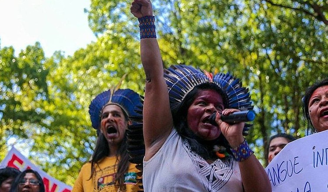 Manifestação indígena interdita BR-101 no município de Joaquim Gomes, em AL