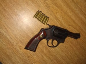 Polícia prende suspeito por porte ilegal de arma em Jundiá