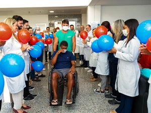 Recebe alta 1° paciente submetido a transplante renal no Hospital do Coração Alagoano