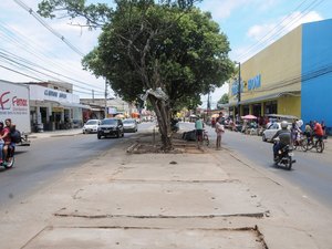 Jovem é baleado após tentar roubar arma de PM em Maceió 
