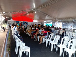 Ansiedade pela vacina contra a Covid-19 faz jovem confudir data em Maceió