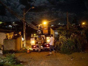 Prefeitura reforça estrutura para manutenção na iluminação de Maceió