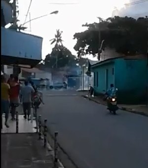 [Vídeo] Barraca de fogos de artifício incendeia e assusta moradores 