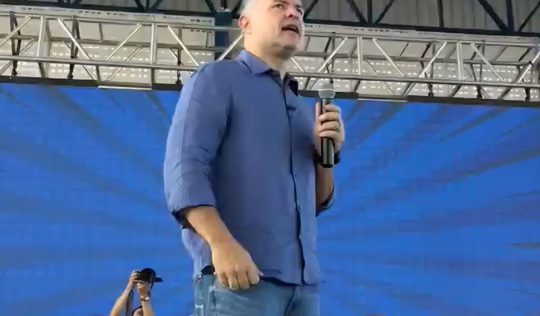“Quem é neutro é shampoo”, diz Renan Filho ao reafirmar apoio a Lula, em Arapiraca