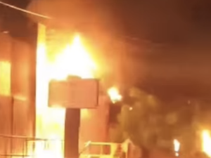 Incêndio destrói área próxima a academia e mobiliza forças de segurança em Arapiracas