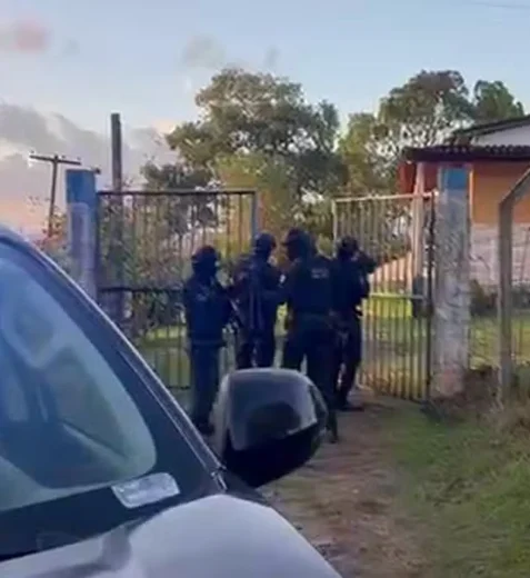 PF cumpre mandados em AL contra tráfico interestadual que movimentou R$ 22 milhões