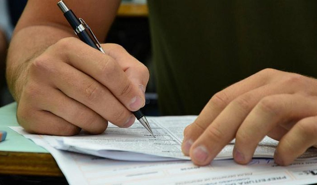 Concurso em Cabo de Santo Agostinho oferece salários de até R$ 11 mil