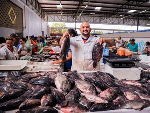 Vigilância Sanitária faz inspeções em Arapiraca e dá dicas para compras de peixes