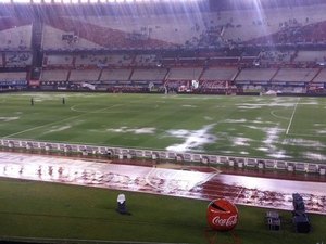 Chuva causa adiamento de  Argentina e Brasil