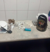 Seis pessoas são presas pela polícia por tráfico de drogas