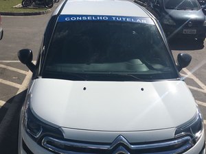 Carro doado para Conselho Tutelar, há uma semana, ainda não foi entregue