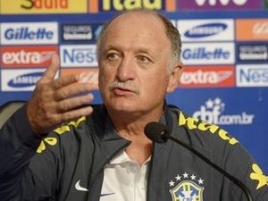 Felipão admite ansiedade para a estreia: ?Ou vai ou racha, e acabou!?