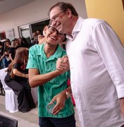 Luciano Barbosa participa de comemoração dos 30 anos da Pestalozzi em Arapiraca