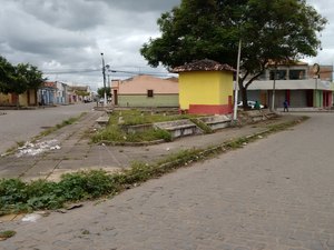 Criminoso invade casa em Arapiraca e furta celular, dinheiro e documentos