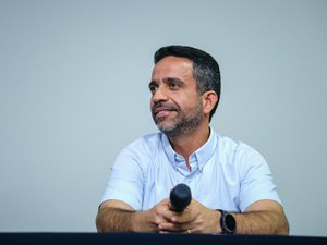 Paulo anuncia ampliação do número de creches CRIA e 13º do cartão CRIA