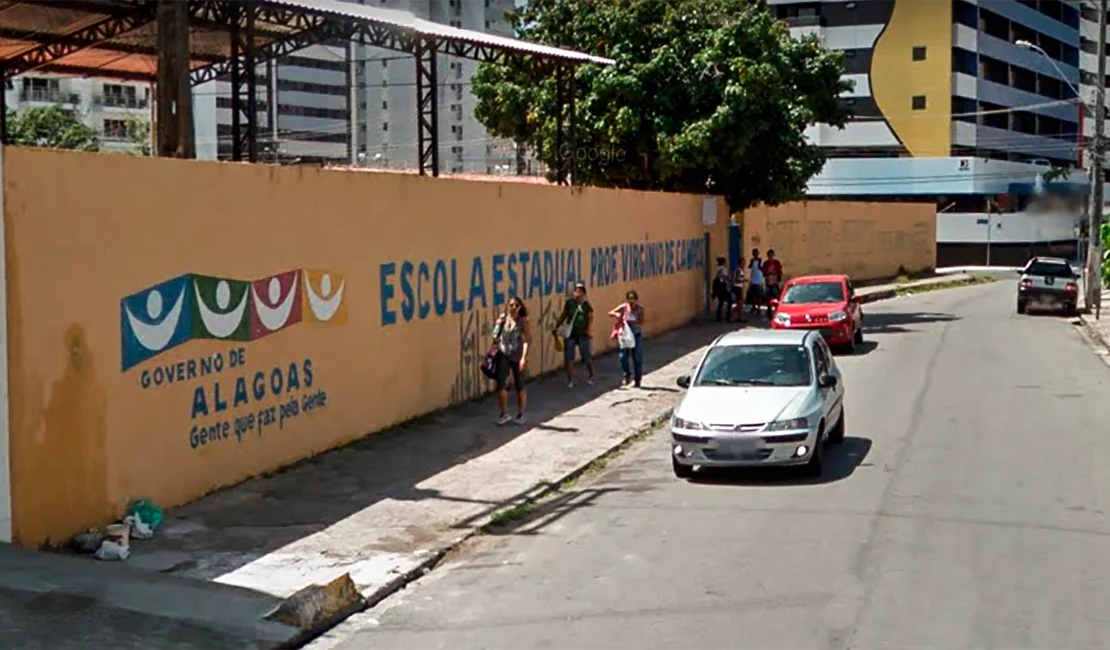 Adolescente é apreendido após agredir colega dentro de escola estadual em Maceió