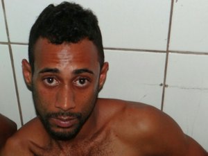 Jovem vai fazer currículo com amigo, furta escritório e acaba preso; arma e drogas foram apreendidas