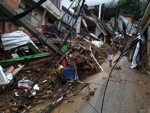 Saiba como ajudar as vítimas da chuva em Petrópolis, no Rio de Janeiro