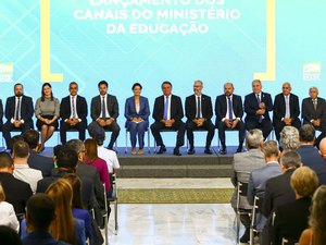 Governo lança canais 'Educação' e 'Libras', exibidos a partir desta terça