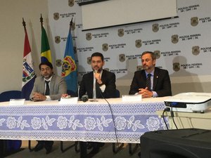 Líder de quadrilha recebia auxílio por falsa amputação de perna, diz PF