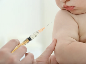 Maceió suspende temporariamente vacinação com doses da Pfizer Baby