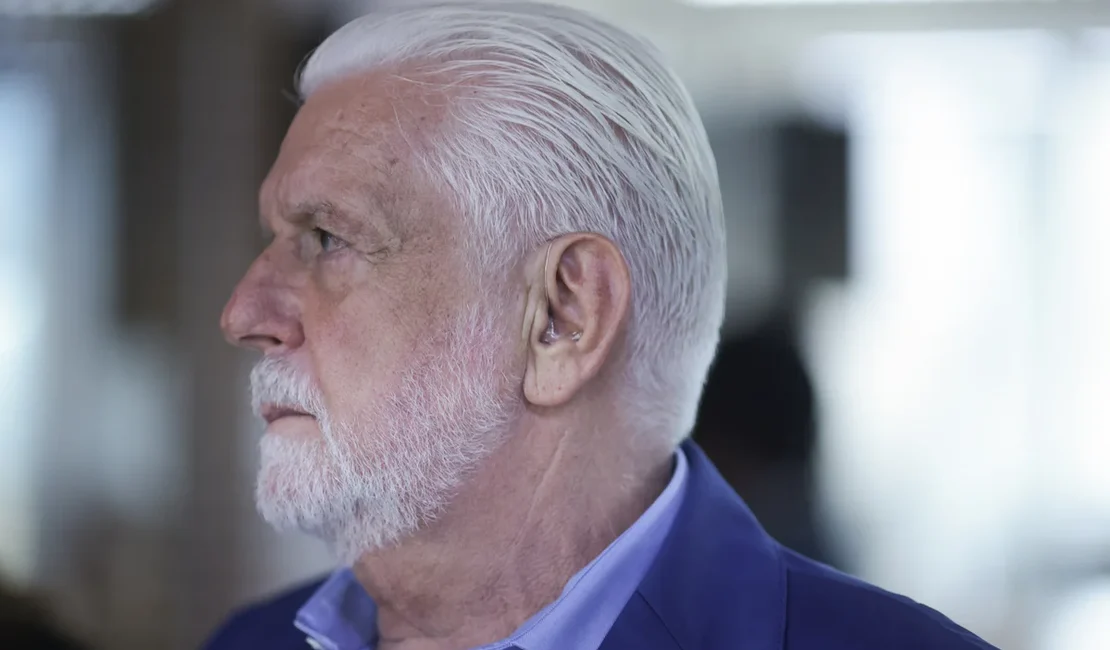 Jaques Wagner tentou vender terreno de R$ 15,8 milhões após ser alvo no Caso Master