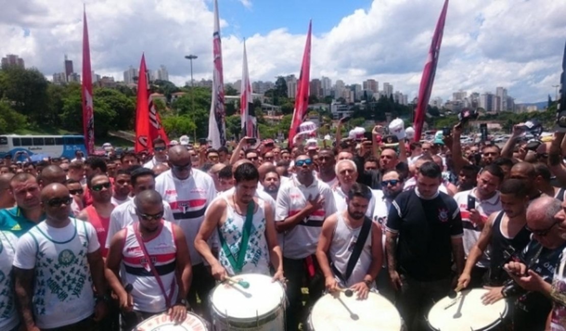 Raí convoca torcida do São Paulo para fazer doações em campanha