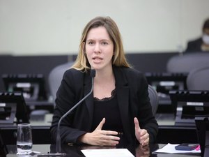 [Vídeo] Projeto de Cibele Moura garante férias sincronizadas para famílias de crianças e adolescentes autistas